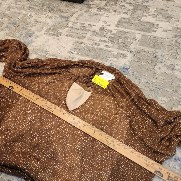 NWT Vince Brown Starry Dot Tie Neck Blouse with camisole. Size XXL. - Picture 12 of 16